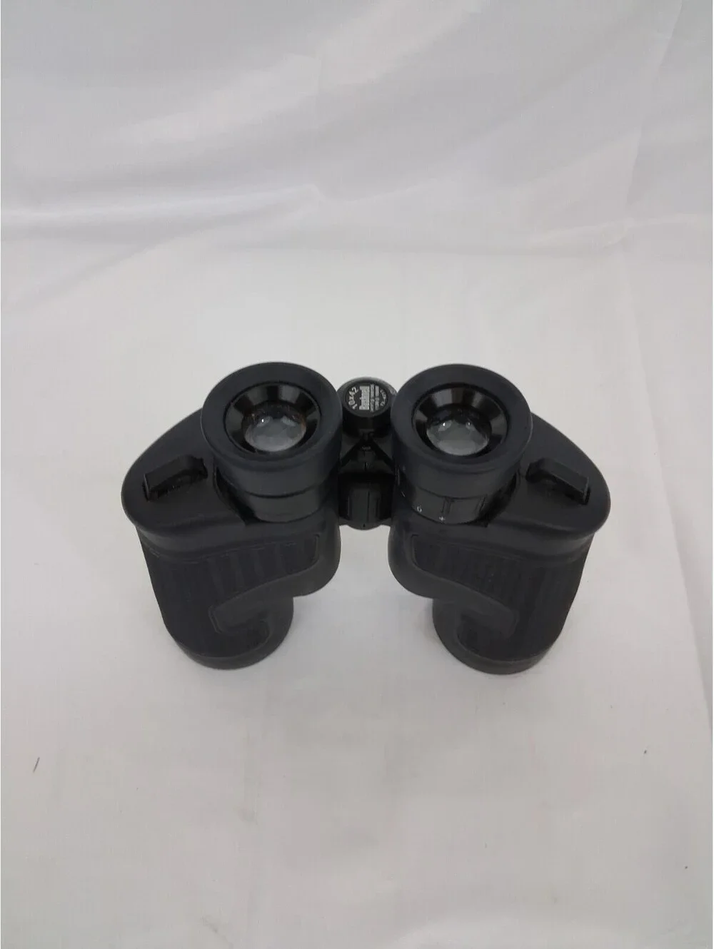 BUSHNELL Bushnell 13-4211 10 x 42mm Binoculars Black